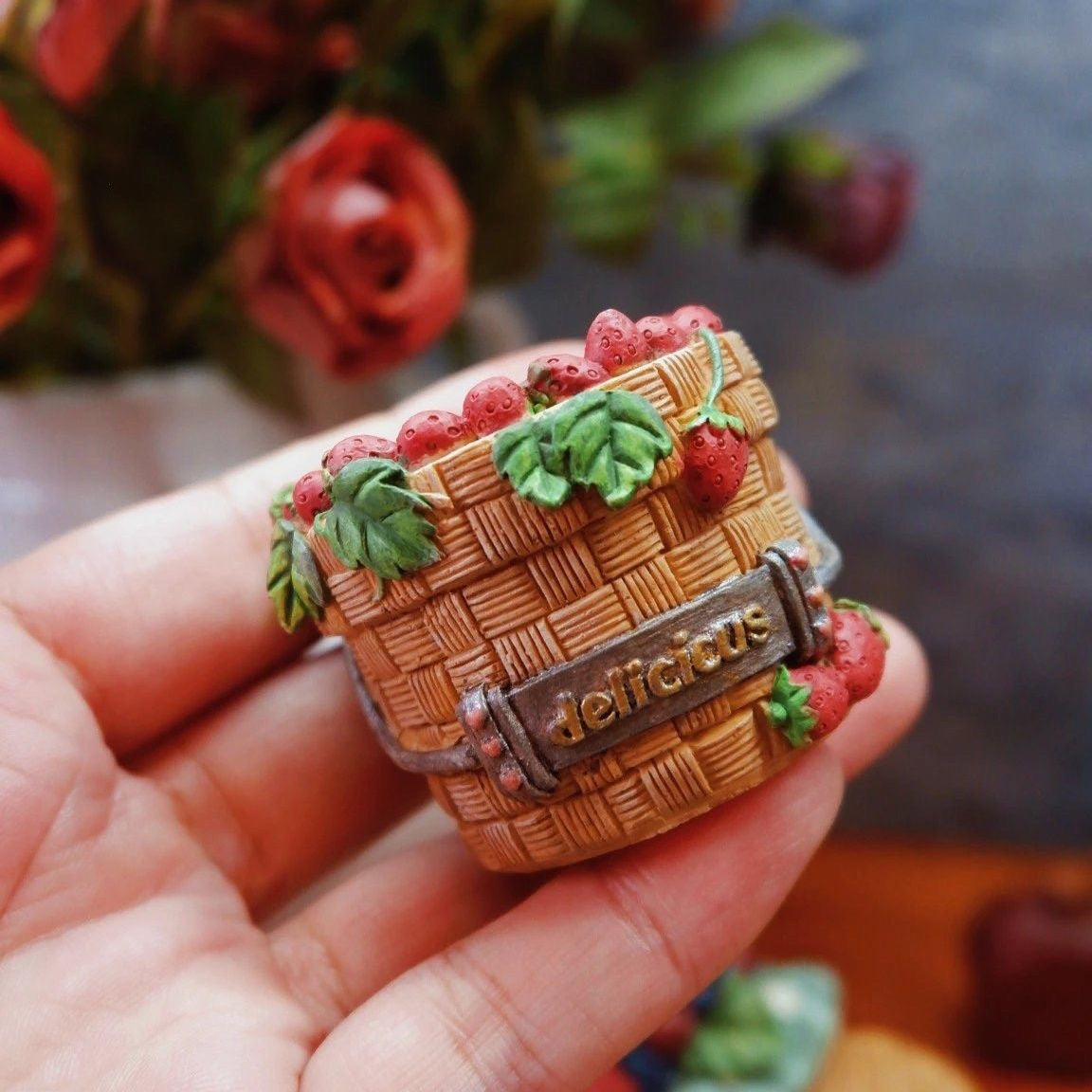 Mini Strawberry Flower Woven Storage Box